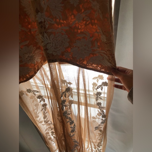 For love and lemons maxi dress - Picture 8 of 9